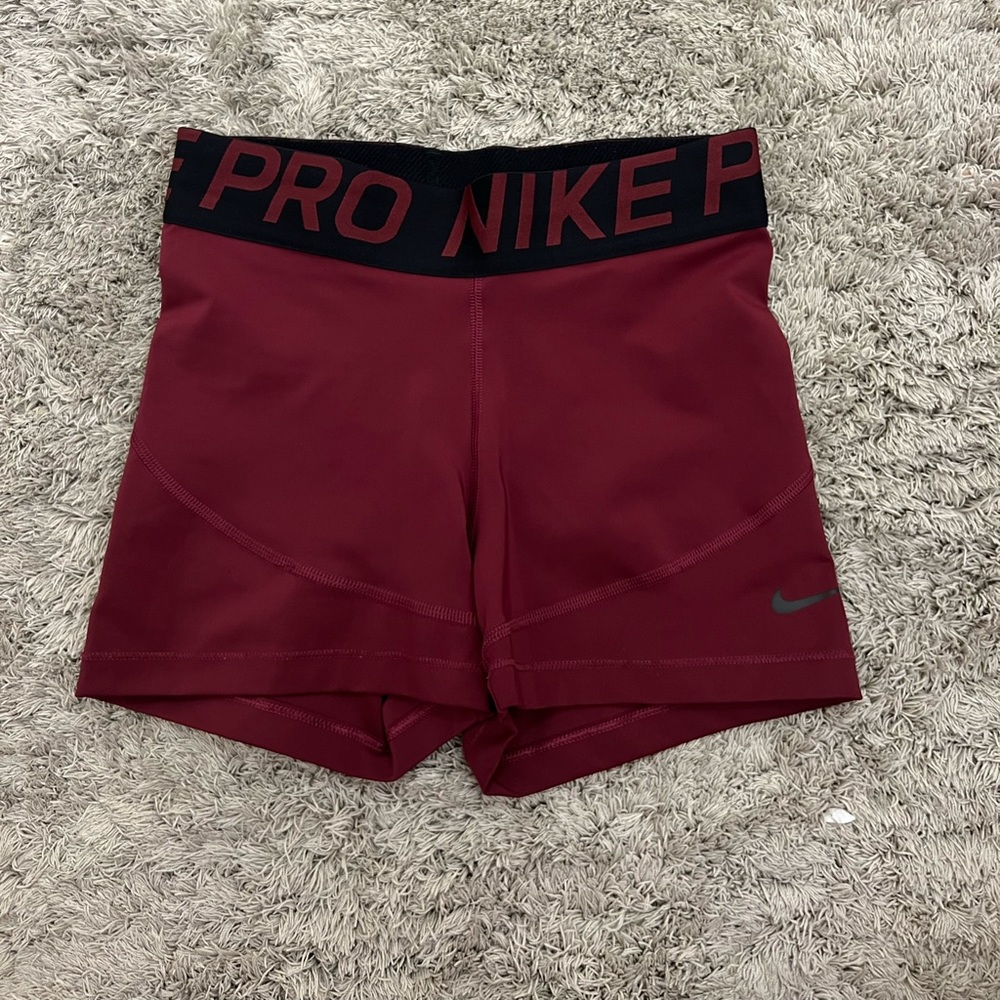 Nike  women's pro shorts 3" lenght